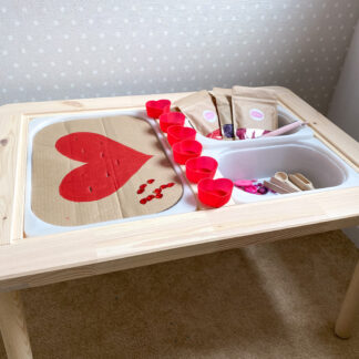 Stolik sensoryczny z akcesoriami